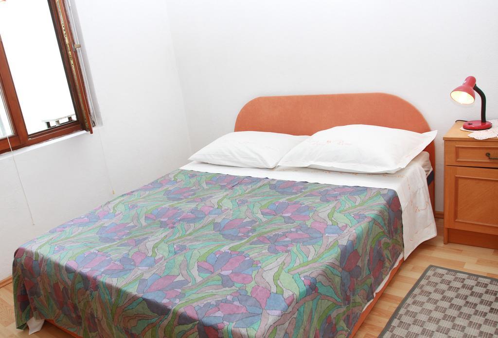 Apartments Sanader 오크루그고른지 객실 사진